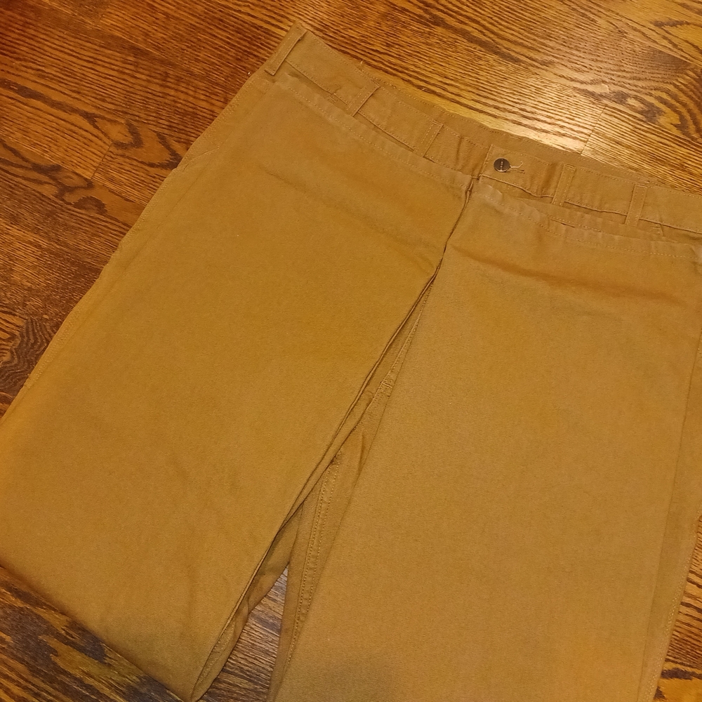 Carhartt Men's Chino Pants in Khaki Brown